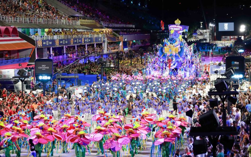 Economia do Carnaval – A CNC estima que o carnaval de 2025 movimente R$ 12,03 bilhões no país