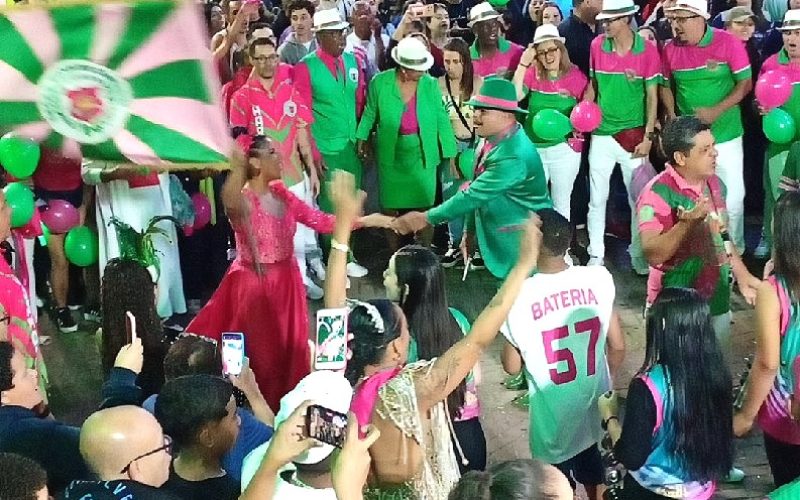 Samba e Seresta dia 23 – Bonecos Cobiçados