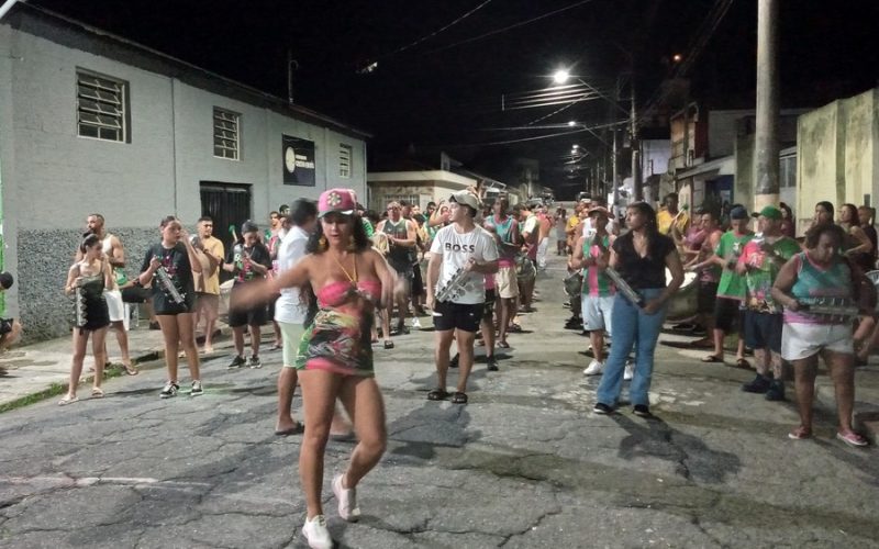 Bonecos Cobiçados - ensaio 2025